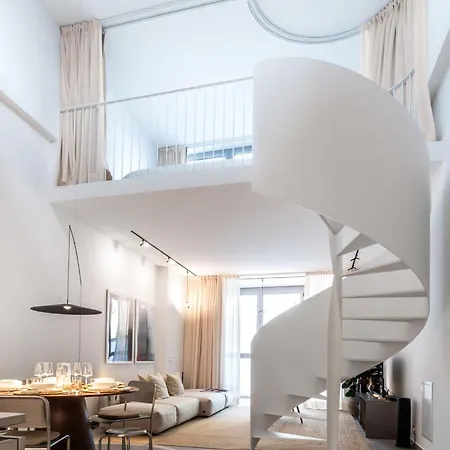 Nestco The Townhouse Jenner * Milano